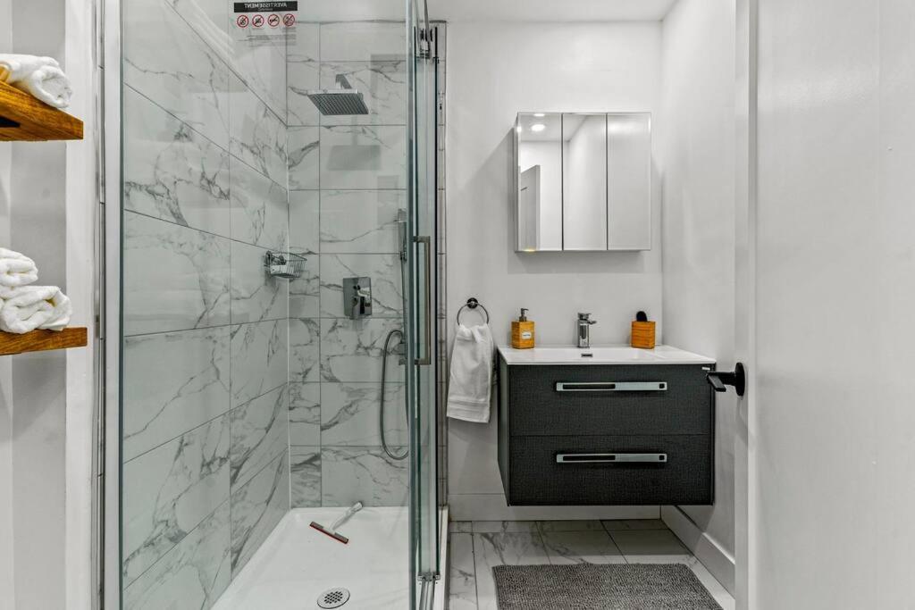 Appartement Haut De Gamme Ndg Монреаль Экстерьер фото